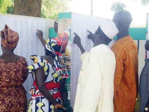 Voters Examine List